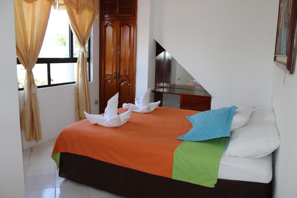 The Island Home Puerto Ayora  Ngoại thất bức ảnh