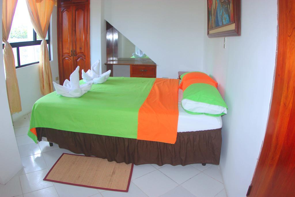 The Island Home Puerto Ayora  Ngoại thất bức ảnh