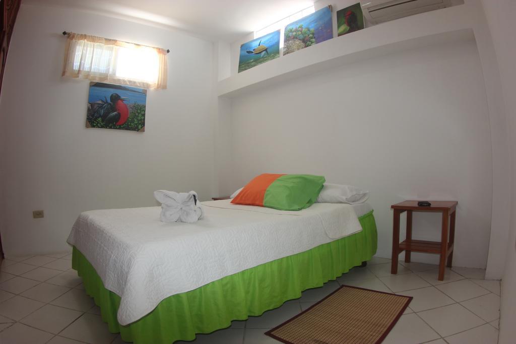 The Island Home Puerto Ayora  Ngoại thất bức ảnh